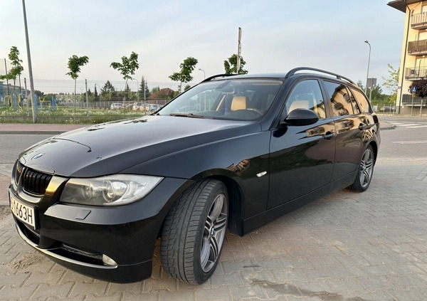 BMW Seria 3 cena 18500 przebieg: 368000, rok produkcji 2006 z Warszawa małe 56